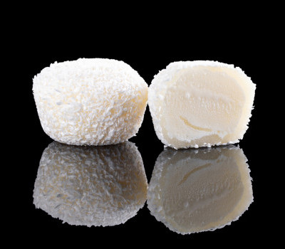 Product Creamy Coconut Mochi 2 pc